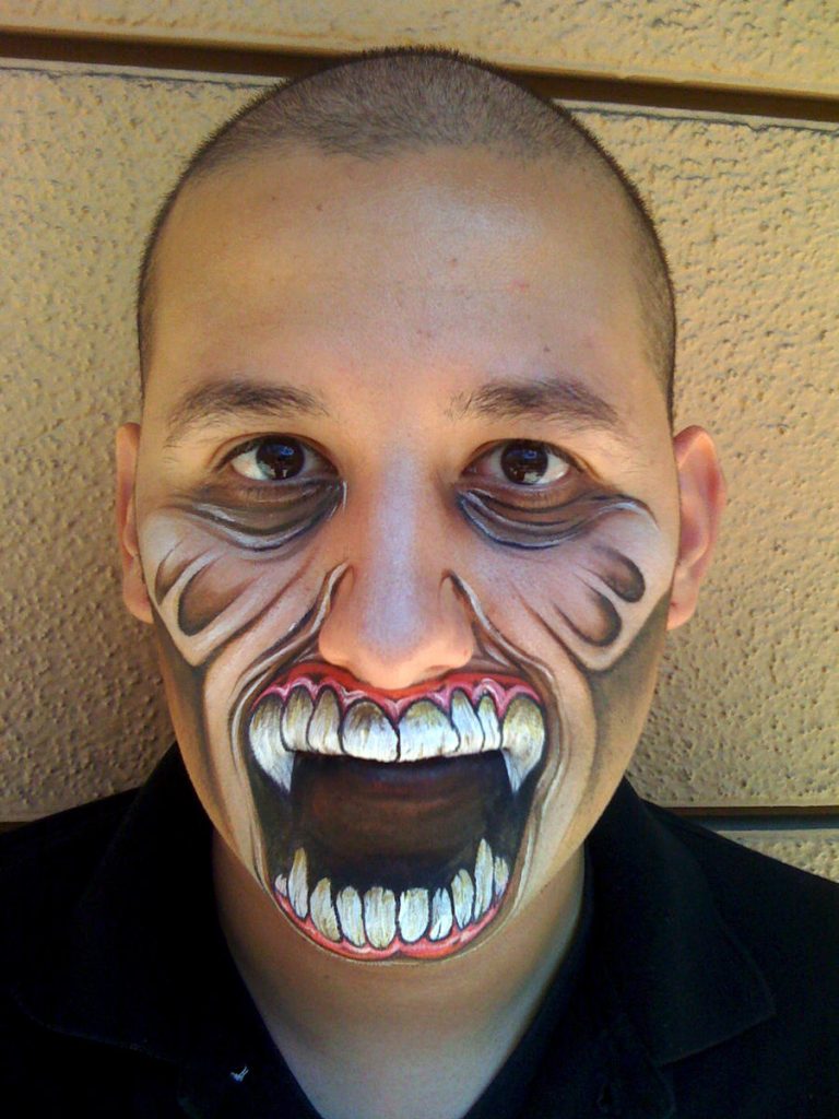 Maquiagens - Monstro Ronnie Mena