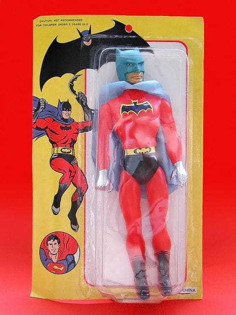 Bonecos Batman estranho 09